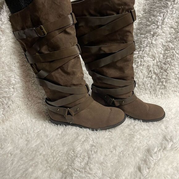 Shoe Dazzle Haley synthetic brown slip on riding boots Size 10W - Picture 3 of 10